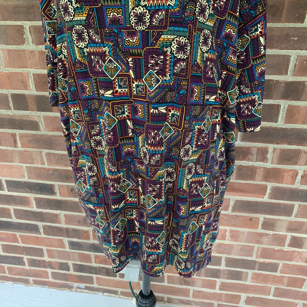 ❤️ LuLaRoe Irma short sleeve tee - Picture 4 of 8